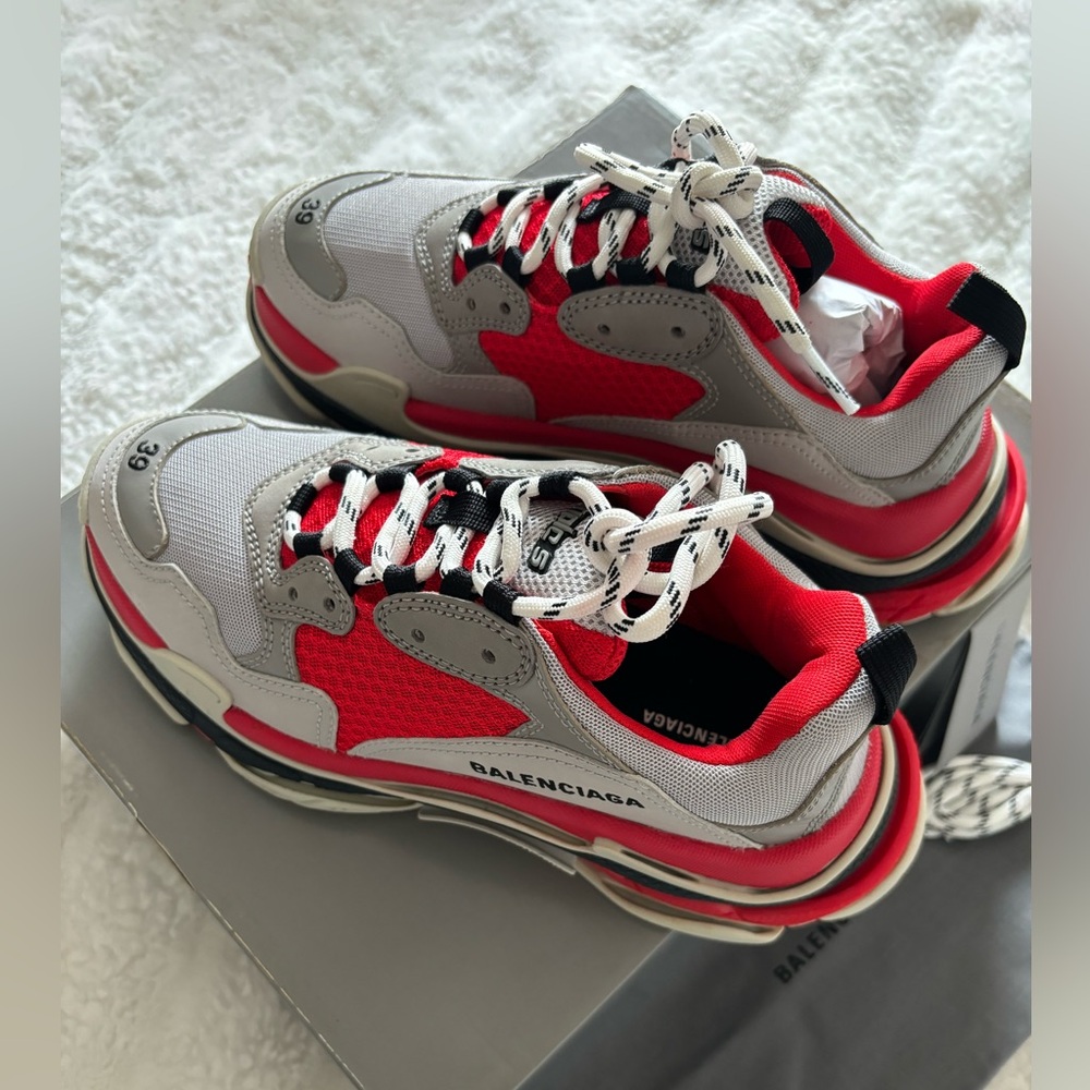 Used only once authentic balenciaga sneakers